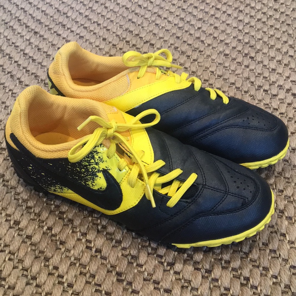 Nike boys cleats, bumblebee yellow and black